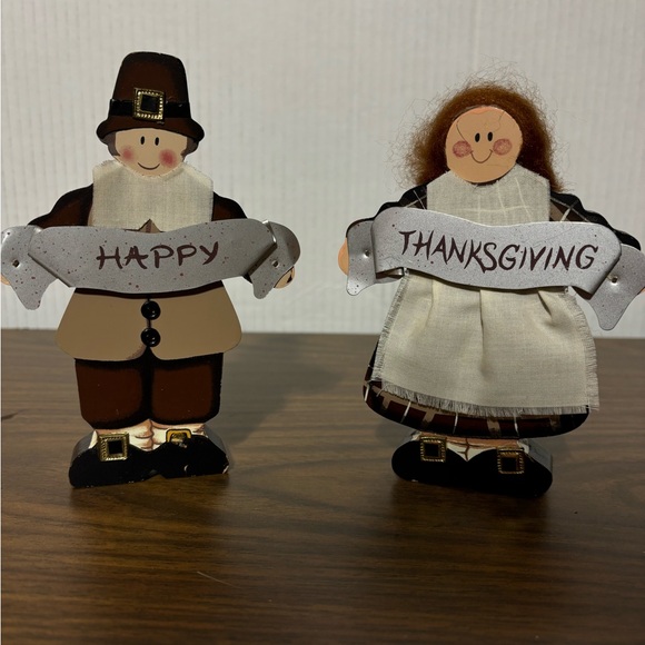 Thanksgiving wooden pilgrim set. See measures in pics CUTE! - Picture 7 of 7